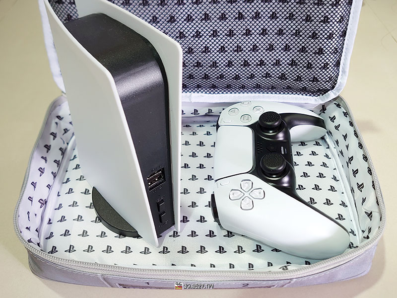 日本寶島社初代PlayStation原尺寸收納包開箱
